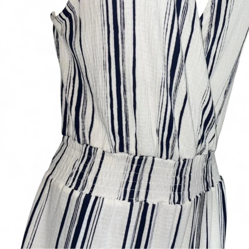 Love Tree Wide Leg elastic Waist Jumpsuit M - Picture 3 of 16